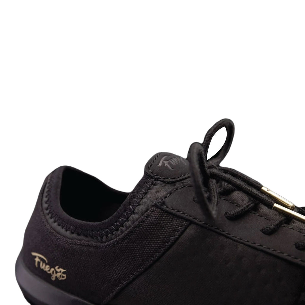 Sneaker da ballo Fuego di colore nero con suola spezzata